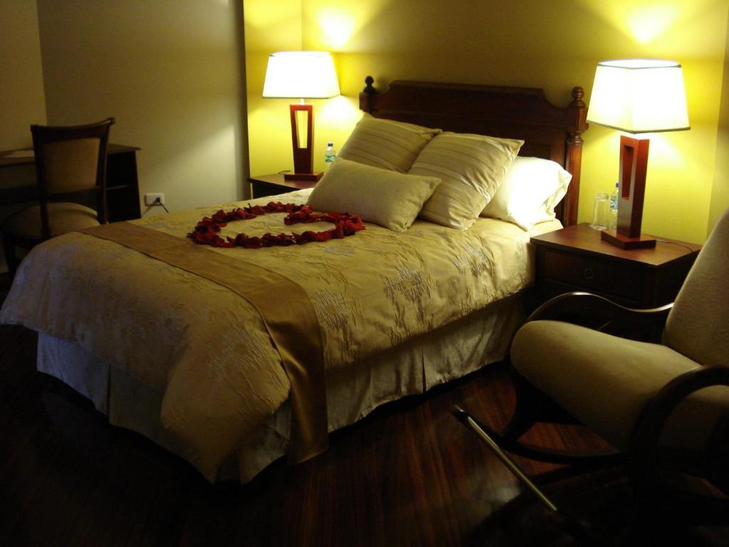 Casa Real Hotel 4*